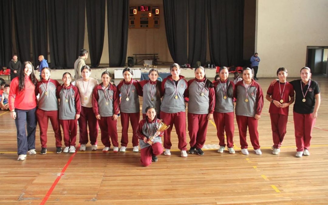 Primer lugar comunal en Handball en los JDE